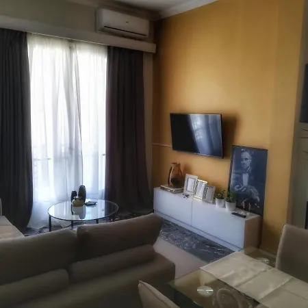 Cosy Retro 아파트